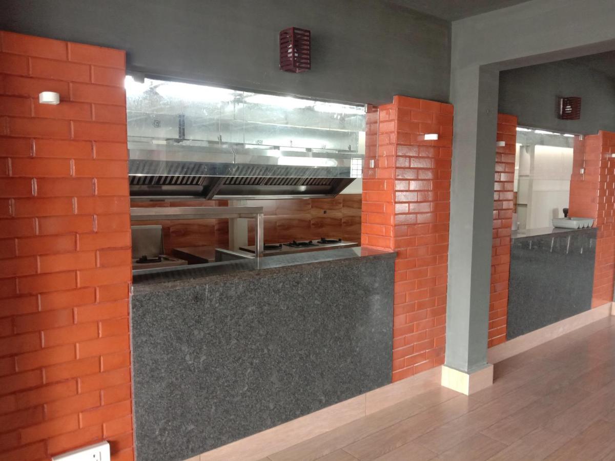 קוימבטור Hotel Nachas מראה חיצוני תמונה