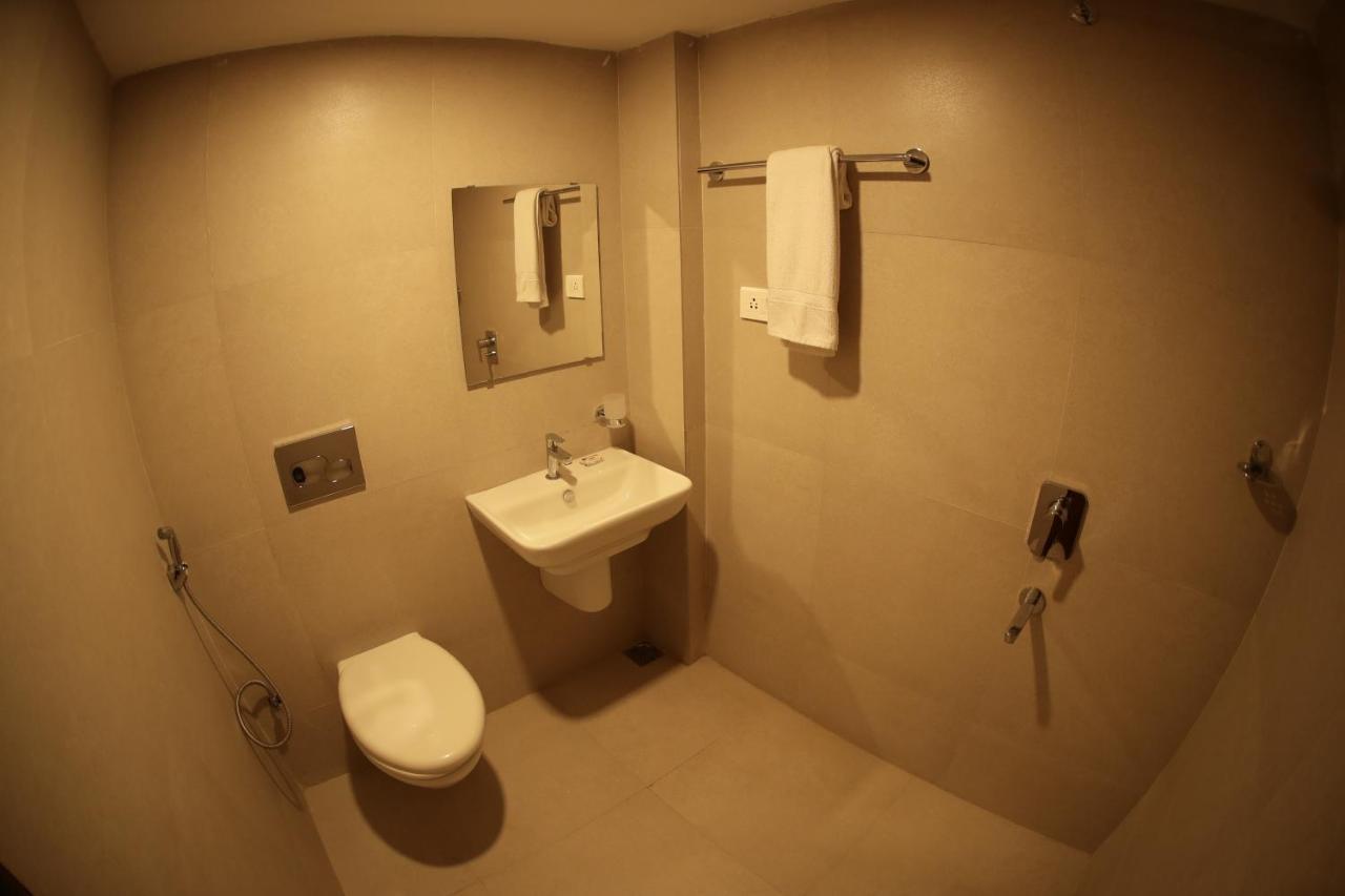 קוימבטור Hotel Nachas מראה חיצוני תמונה